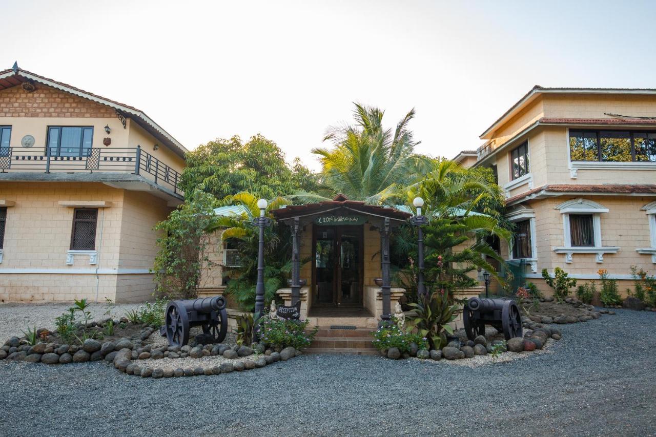 Gir Lions Paw Resort With Swimming Pool Sasan Gir Exterior photo